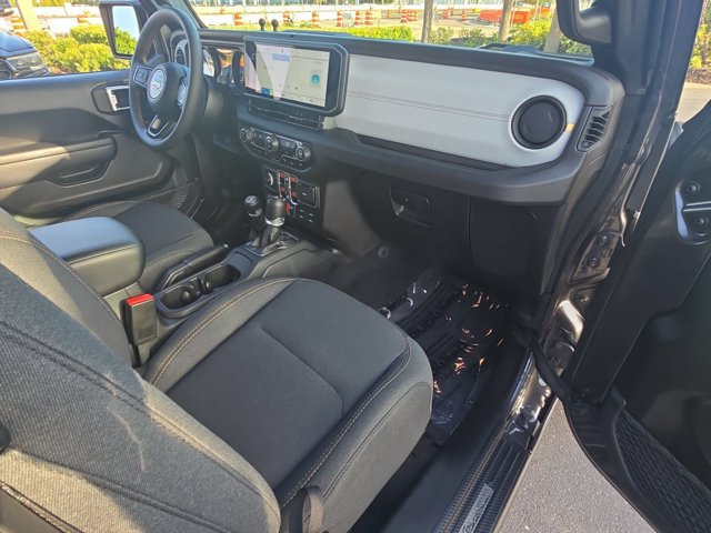 Used 2024 Jeep Wrangler Unlimited Sport AWD/4WD image 21
