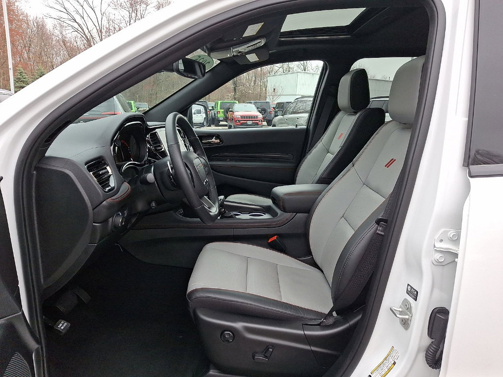 Certified 2025 Dodge Durango GT w/ Mopar All Weather Package image 11