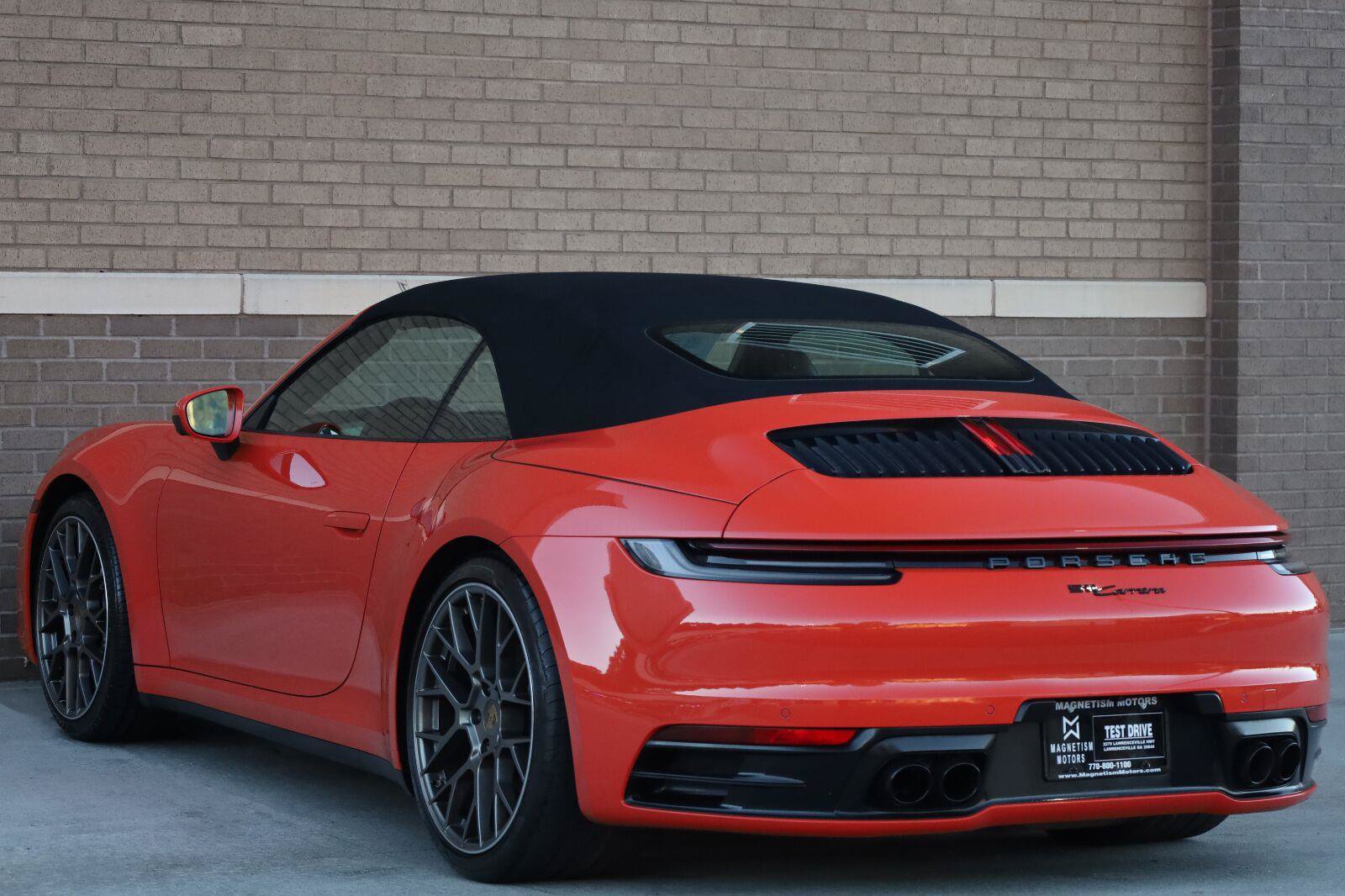 Used 2021 Porsche 911 Carrera w/ Premium Package RWD image 18