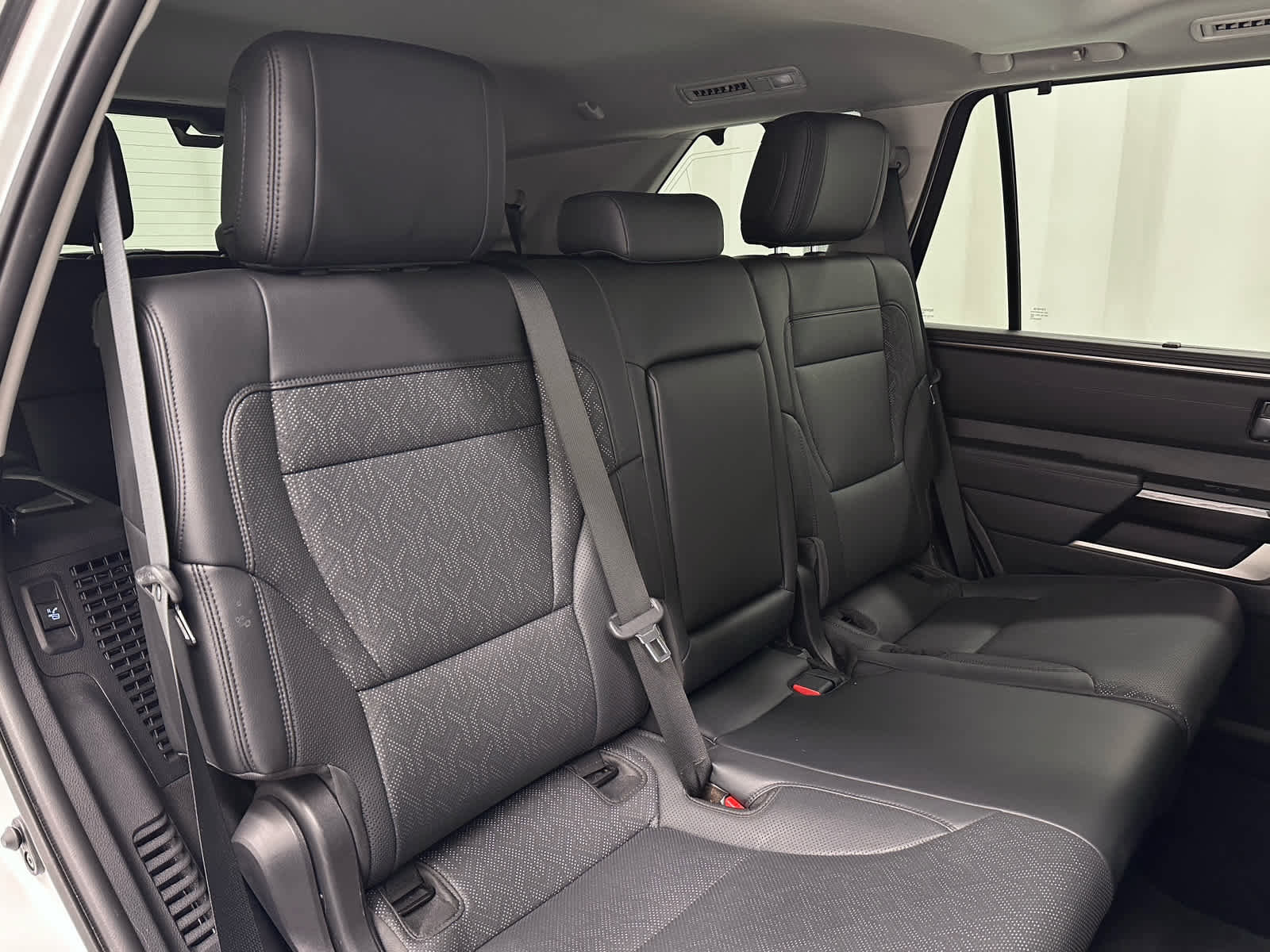 Used 2024 Toyota Sequoia Limited w/ TRD Off-Road Package AWD/4WD image 23