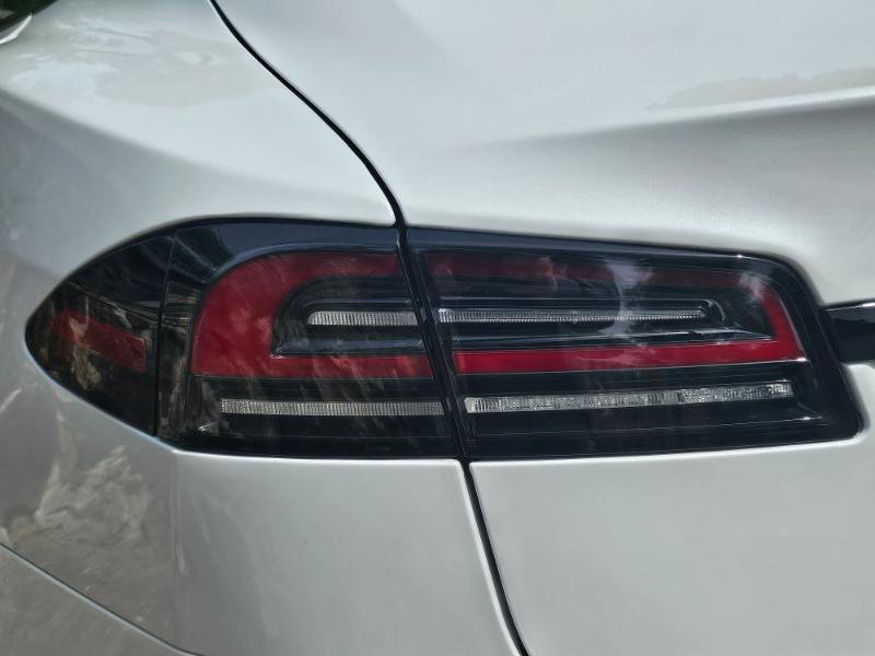 Used 2023 Tesla Model S AWD image 29