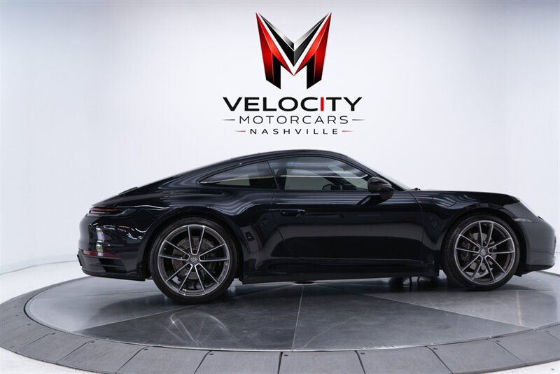 Used 2024 Porsche 911 Carrera RWD image 5