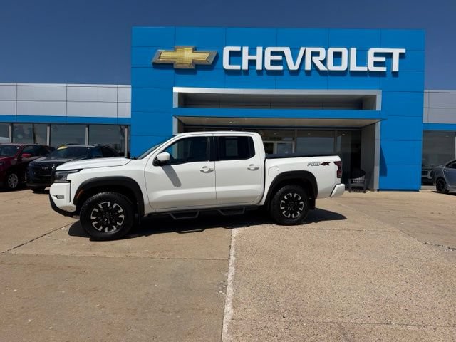 Used 2023 Nissan Frontier PRO-4X w/ Pro Convenience Package AWD/4WD image 2