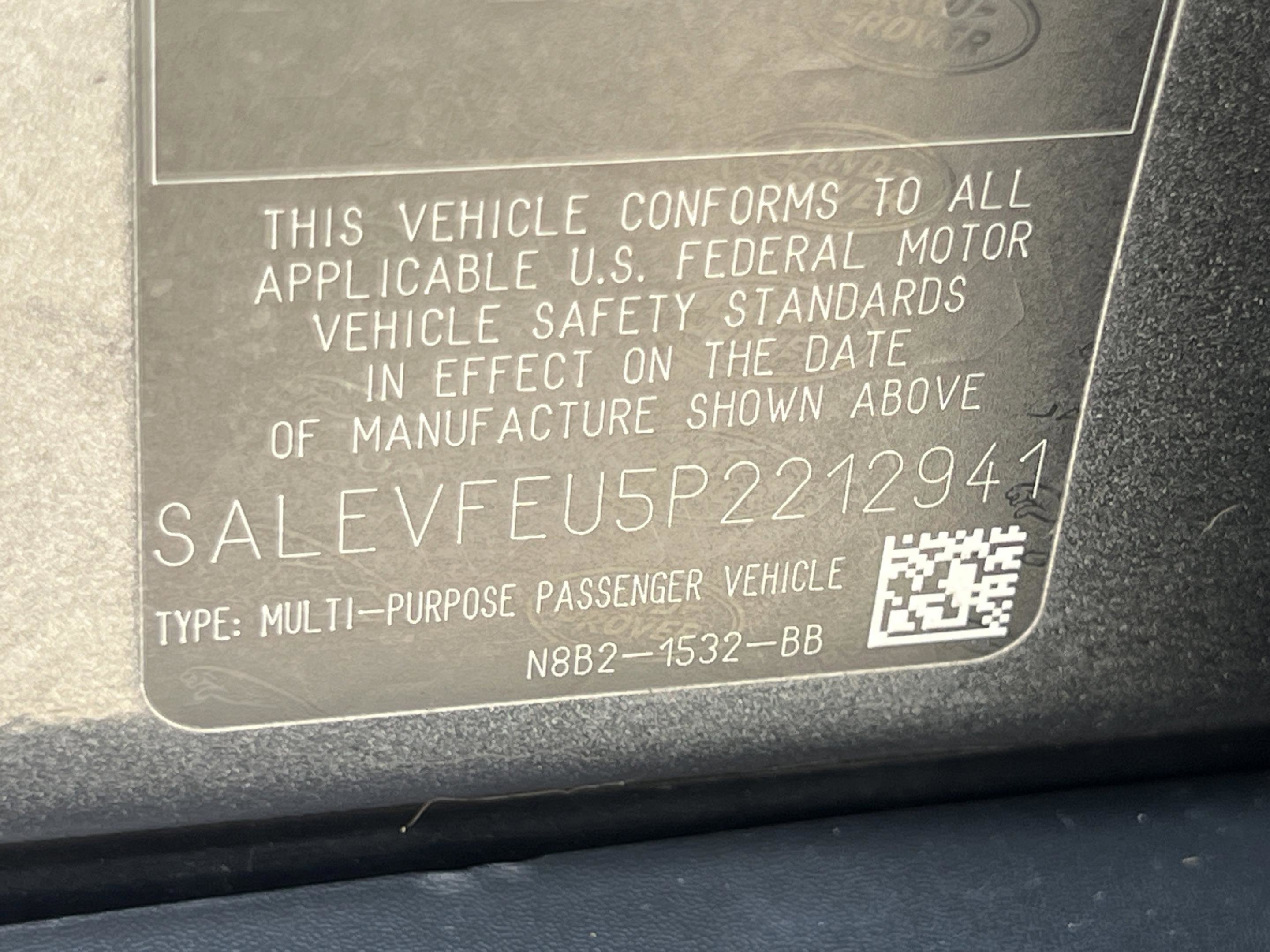 Used 2023 Land Rover Defender 130 First Edition AWD/4WD image 31