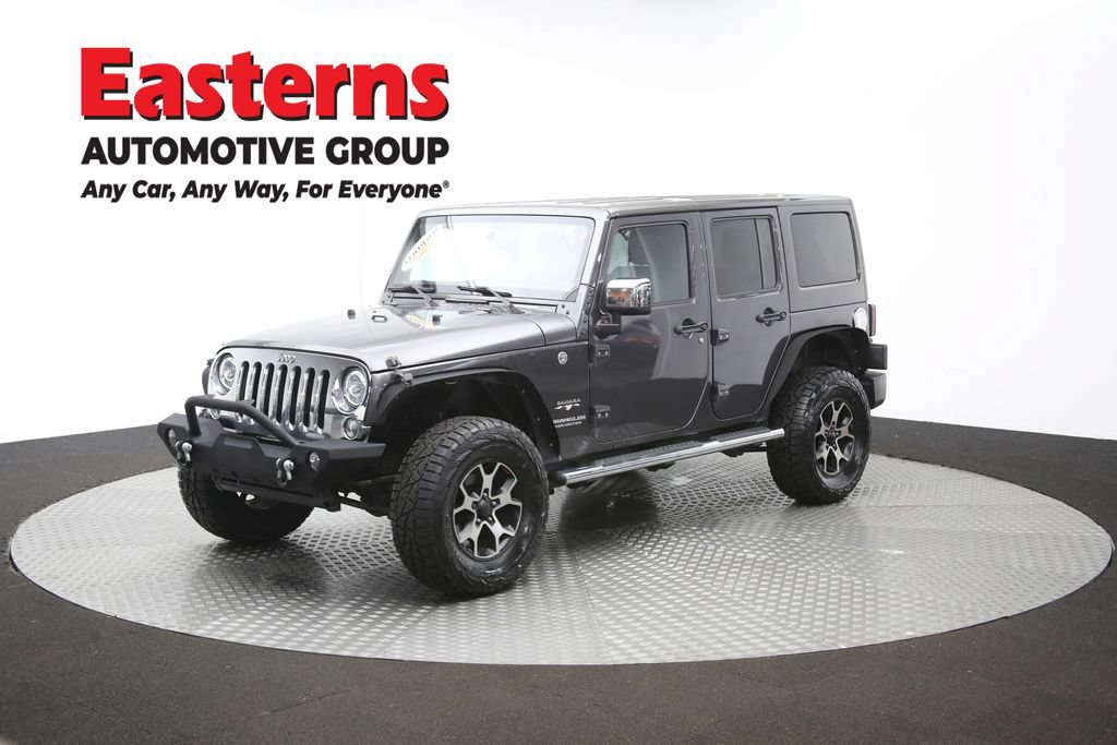 Used 2017 Jeep Wrangler Unlimited Sahara w/ Dual Top Group AWD/4WD image 56