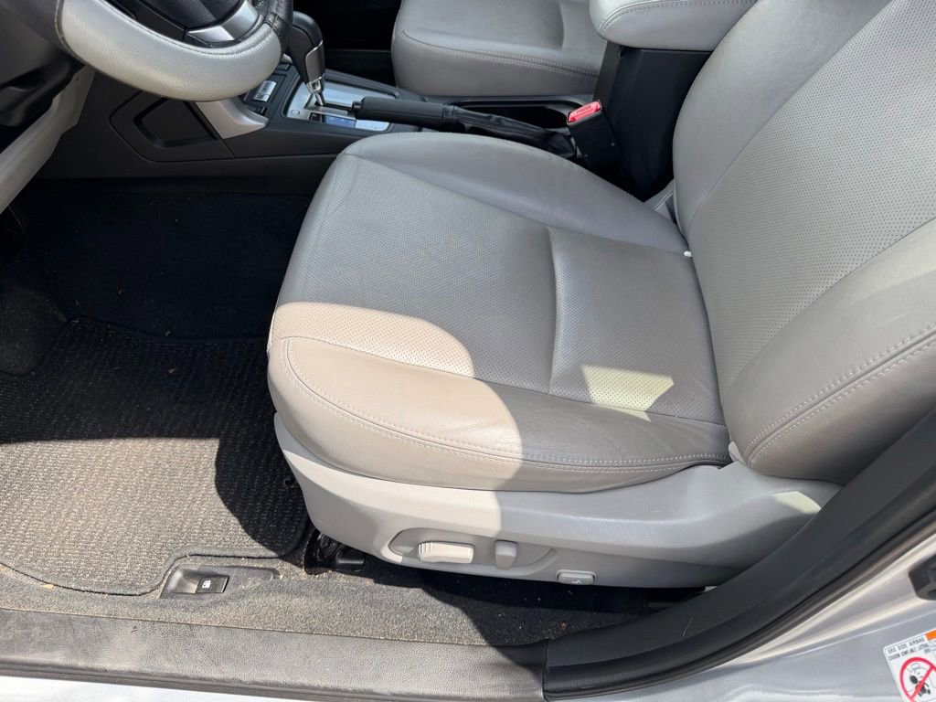 Used 2015 Subaru Forester 2.5i Limited w/ Popular Package #2 AWD/4WD image 26