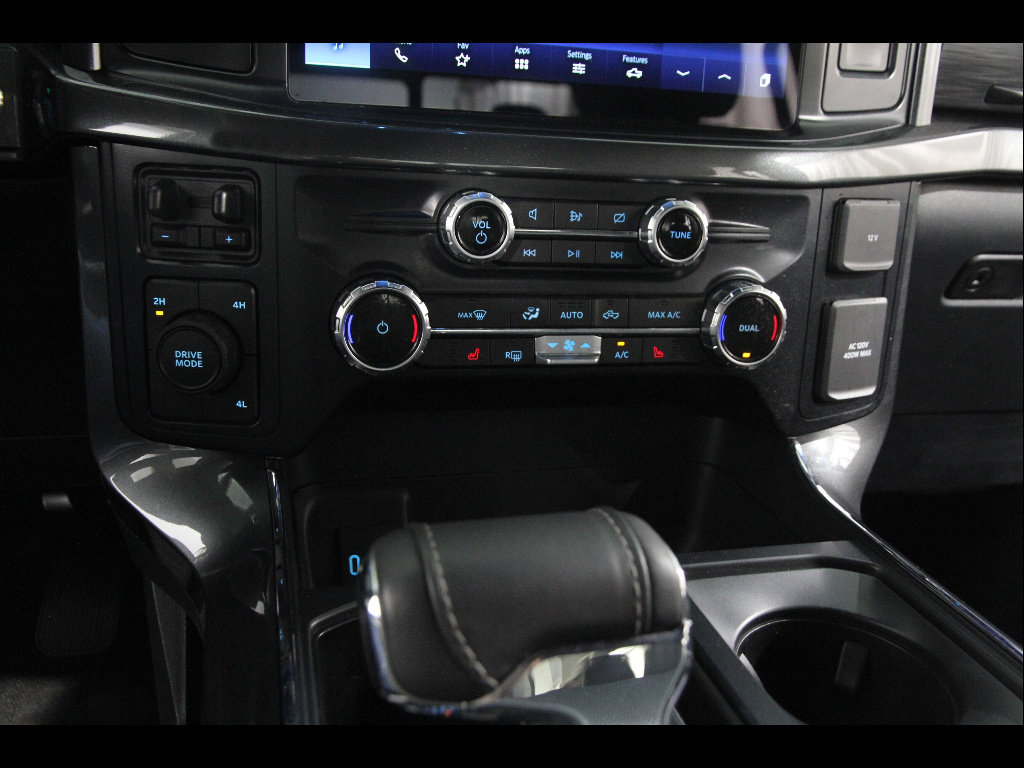 Used 2022 Ford F150 XLT w/ Equipment Group 302A High image 16