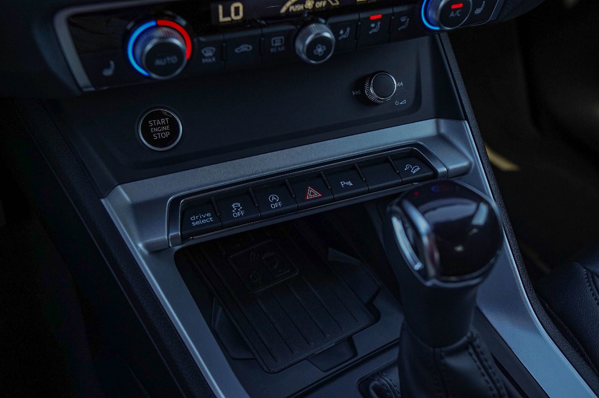 Certified 2025 Audi Q3 2.0T Premium Plus w/ Premium Plus Package image 18