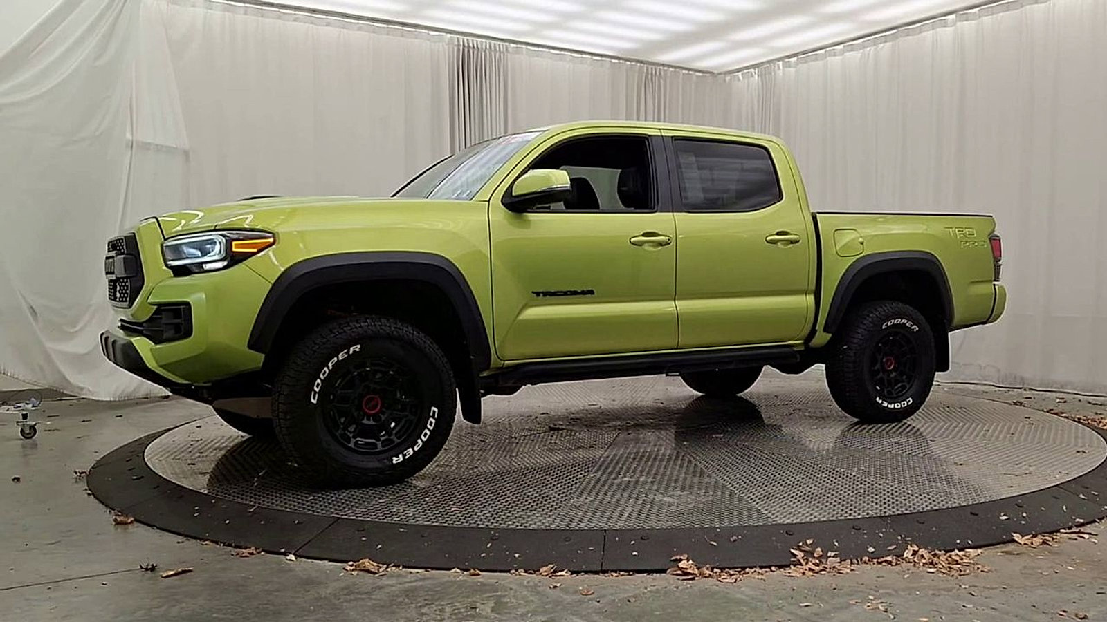 Certified 2022 Toyota Tacoma TRD Pro image 3