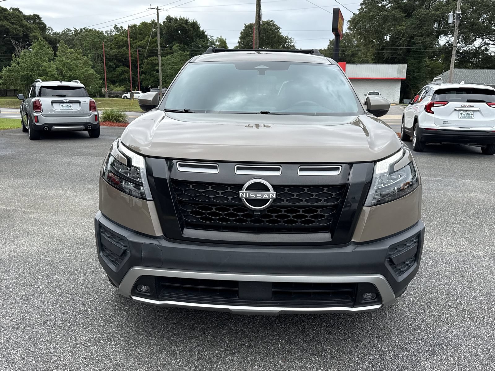 Used 2023 Nissan Pathfinder Rock Creek AWD/4WD image 8