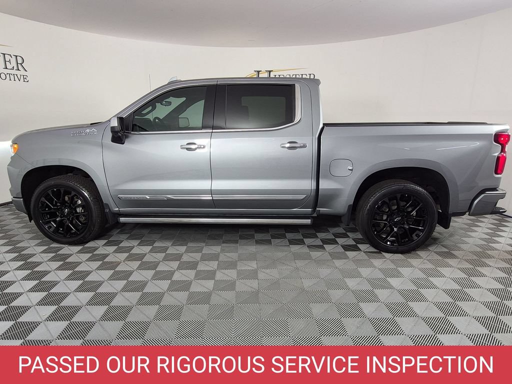 Used 2025 Chevrolet Silverado 1500 High Country AWD/4WD image 7