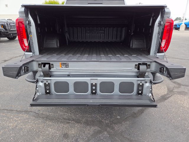 New 2026 GMC Sierra 1500 Denali w/ Denali Reserve Package AWD/4WD image 22