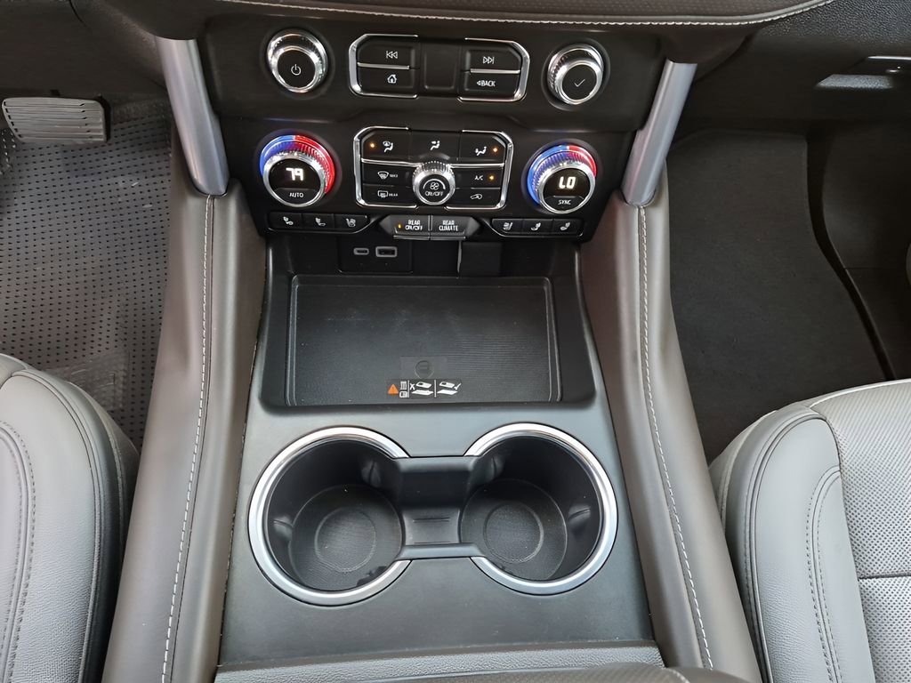 Used 2023 GMC Yukon XL SLT w/ SLT Premium Package image 40