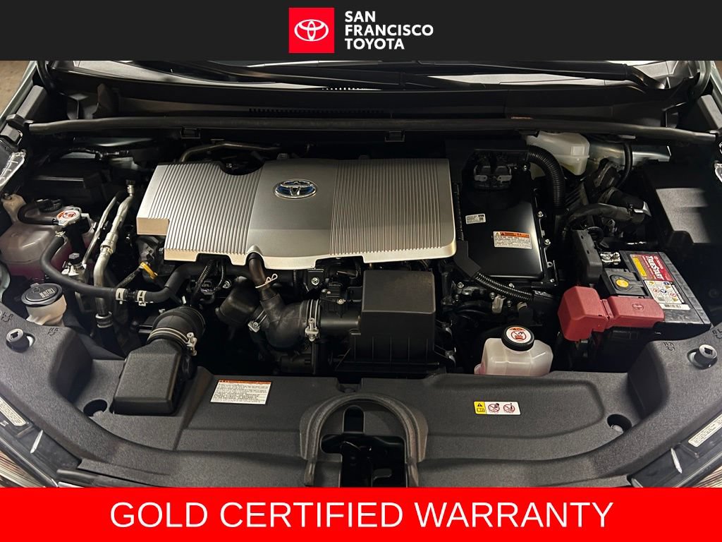 Certified 2022 Toyota Prius LE FWD image 35