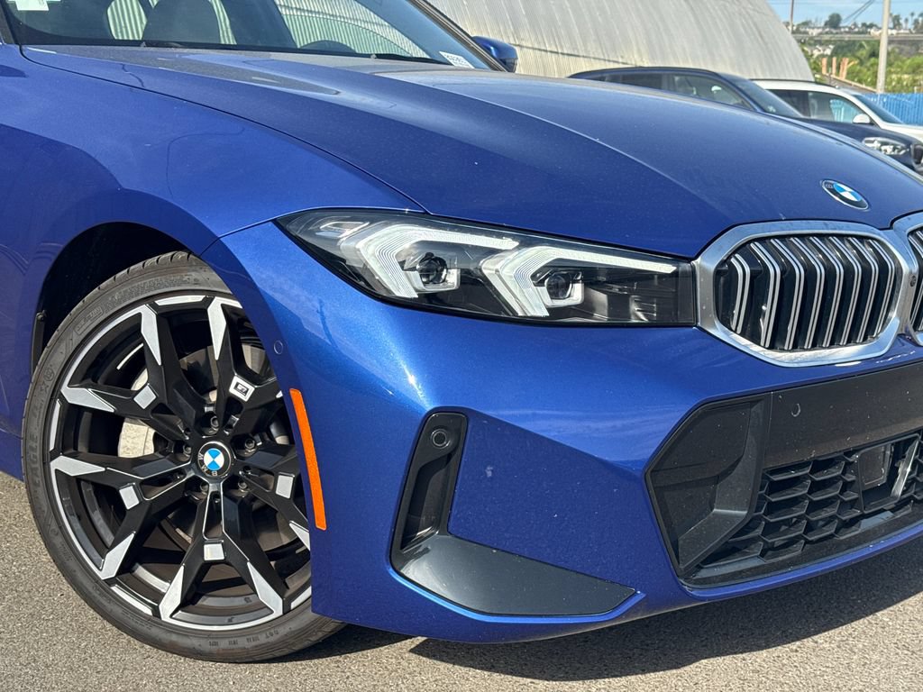 Used 2026 BMW 330i Sedan w/ M Sport Package RWD image 6