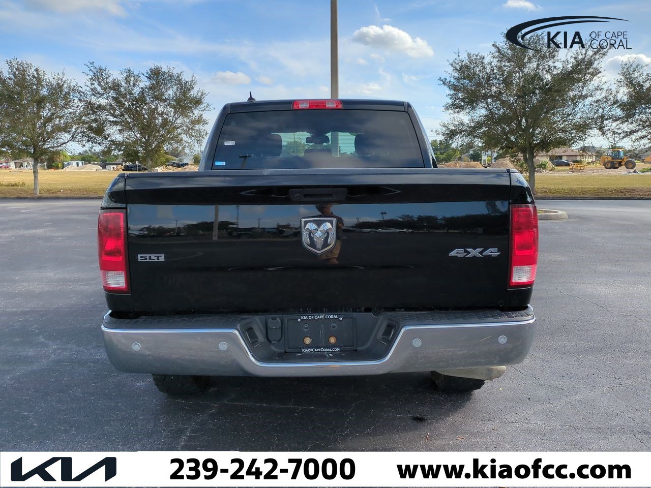 Used 2022 RAM 1500 Classic SLT w/ Electronics Convenience Group image 6