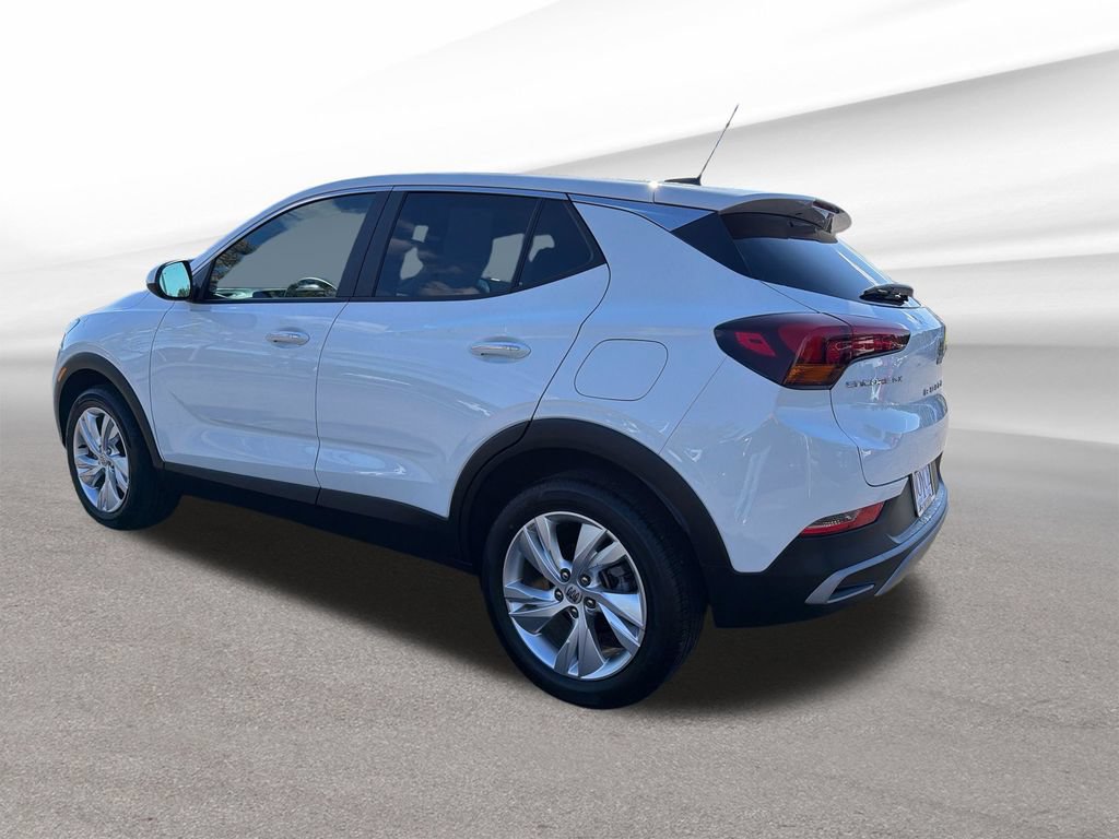 Certified 2024 Buick Encore GX Preferred FWD image 3