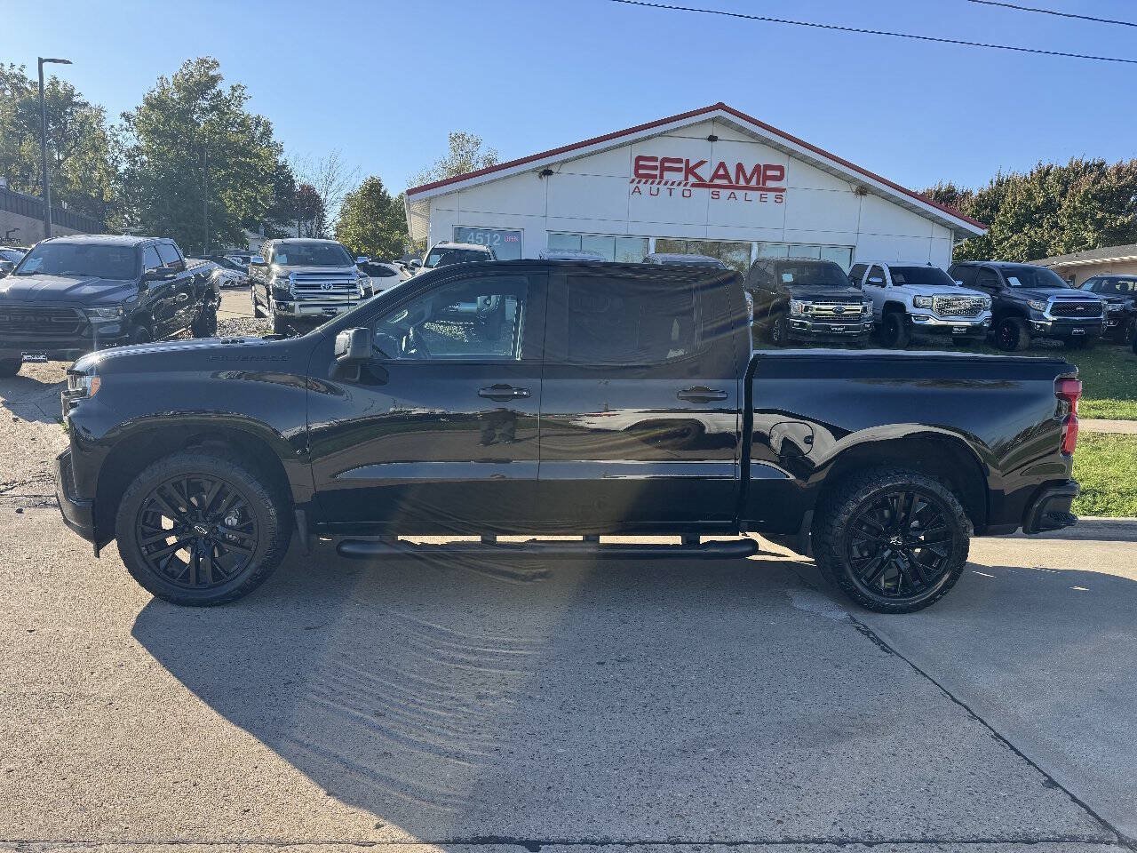 Used 2020 Chevrolet Silverado 1500 RST w/ Rally Edition AWD/4WD image 2