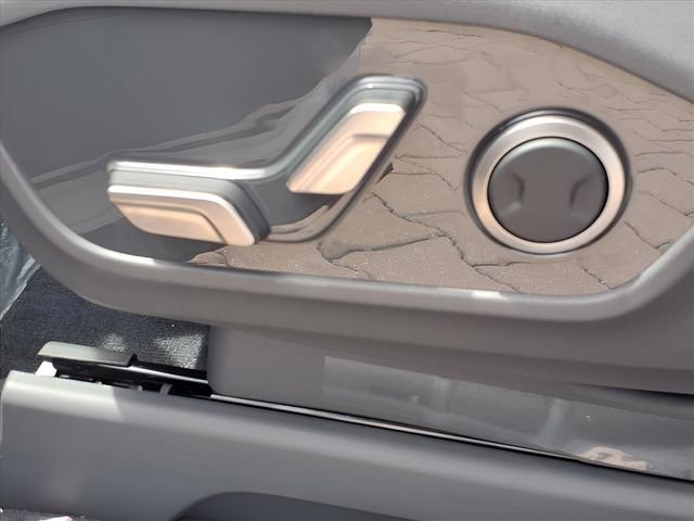 New 2026 Kia EV9 Light image 17