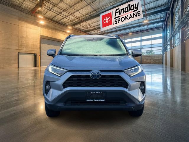 Used 2019 Toyota RAV4 XLE image 2