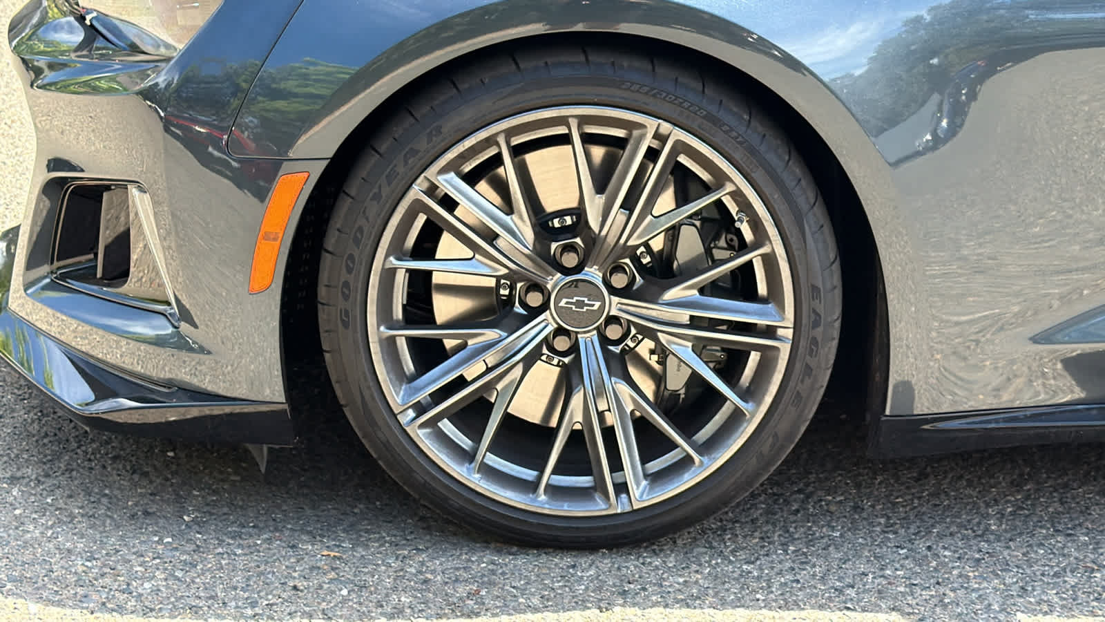 Used 2023 Chevrolet Camaro ZL1 RWD image 9