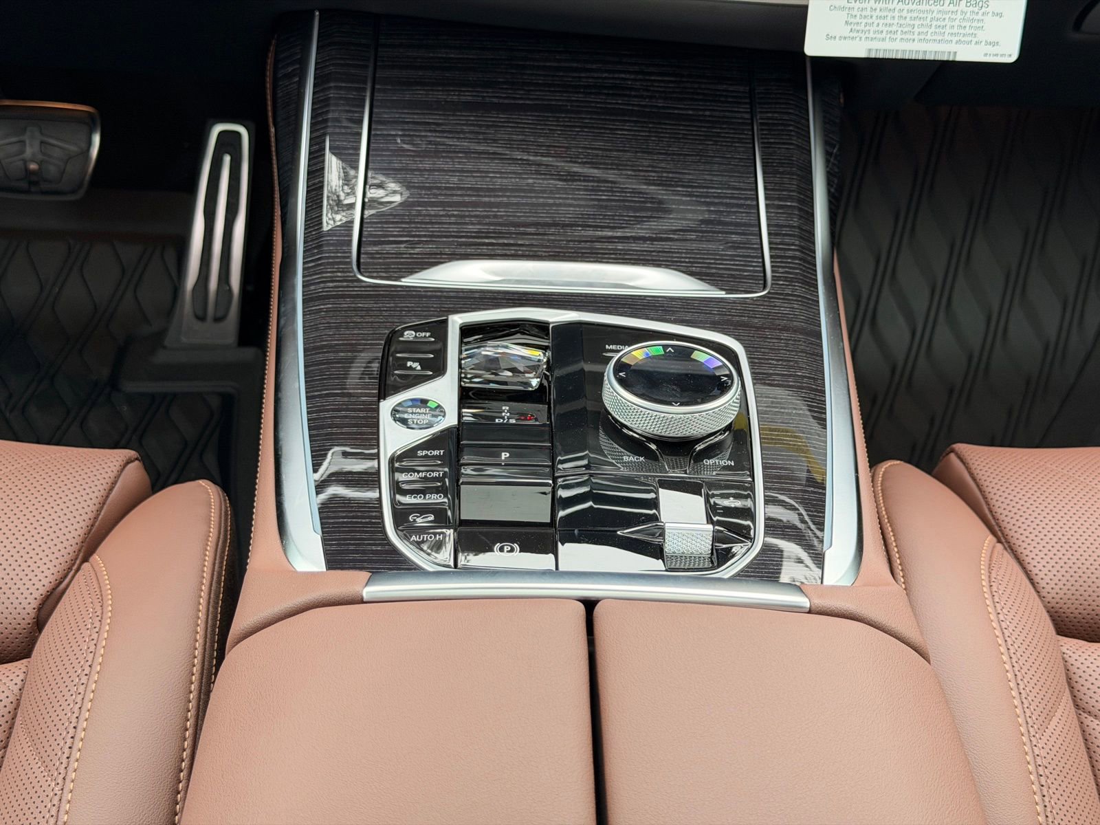 New 2027 BMW X7 xDrive40i w/ Executive Package AWD/4WD image 19