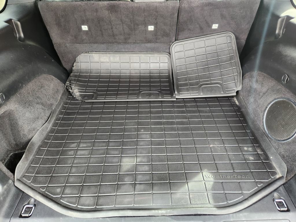 Used 2021 Jeep Grand Cherokee Laredo X image 12