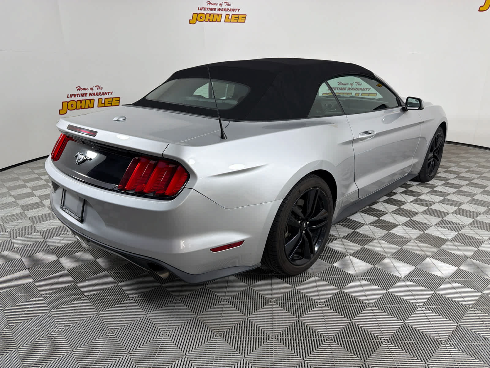 Used 2016 Ford Mustang Premium w/ Ecoboost Performance Package RWD image 6