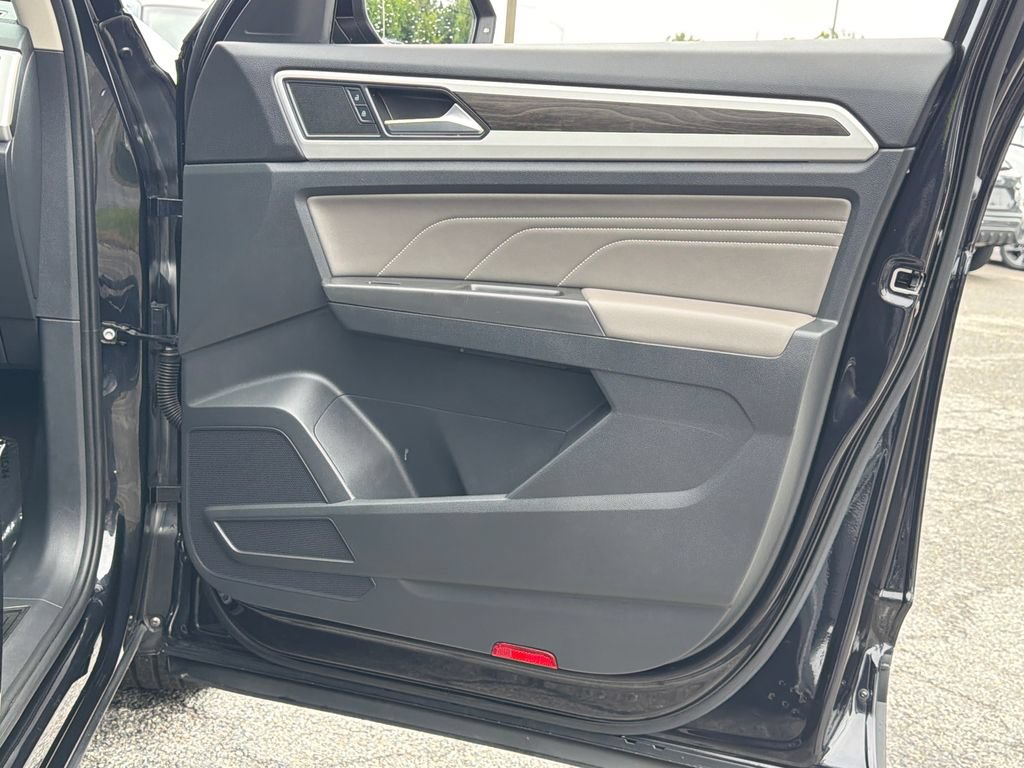 Certified 2023 Volkswagen Atlas SE FWD image 7