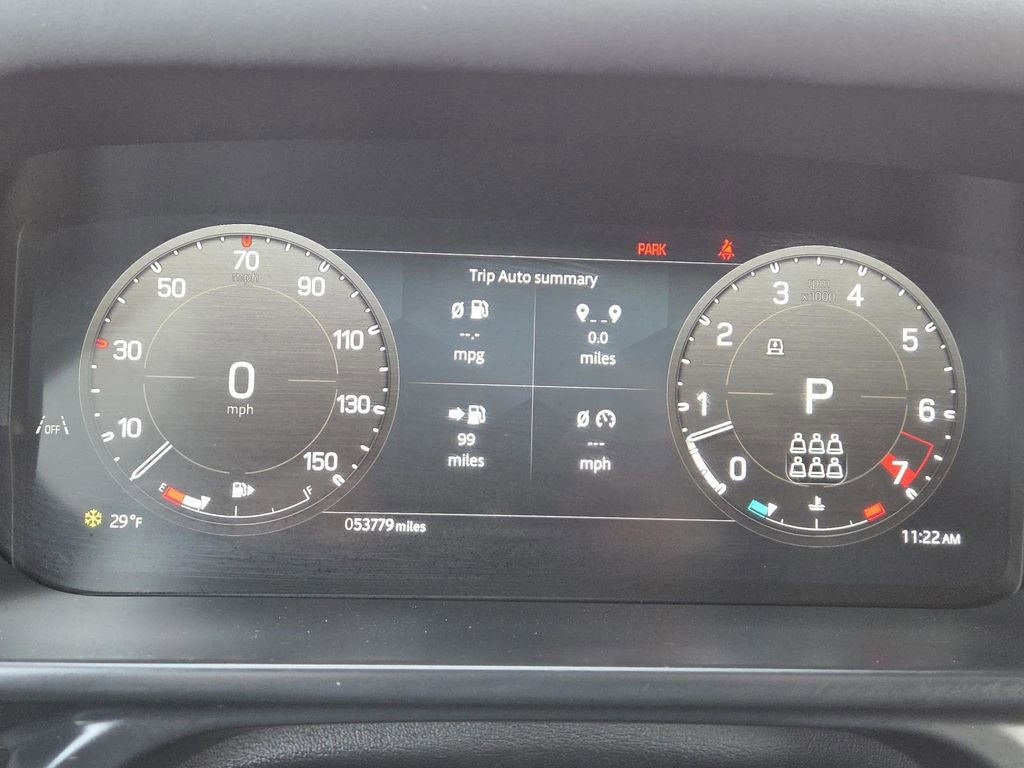 Used 2024 Land Rover Defender 130 X-Dynamic SE image 23