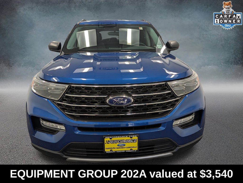 Used 2023 Ford Explorer XLT w/ Equipment Group 202A AWD/4WD image 2