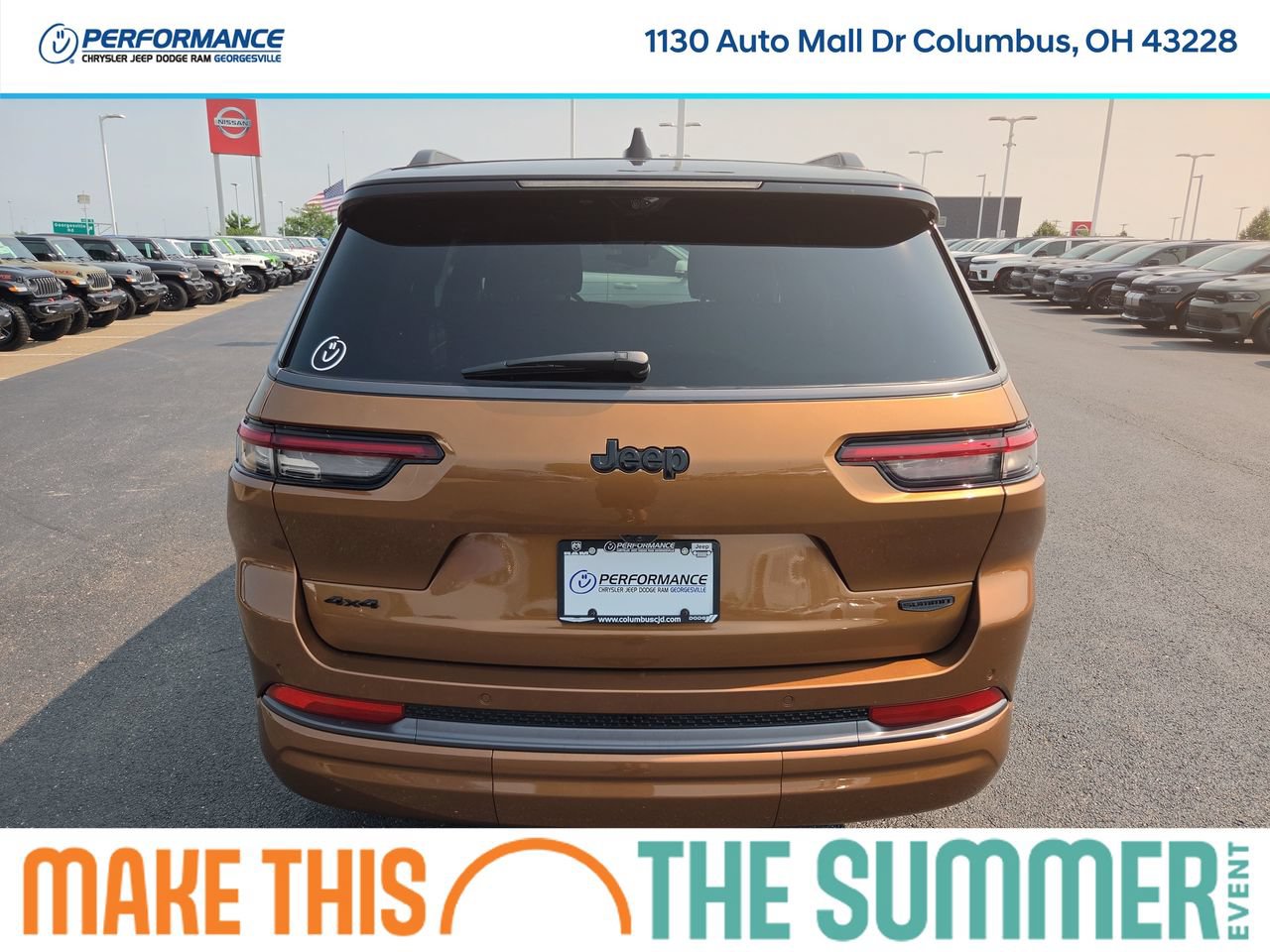 New 2026 Jeep Grand Cherokee L Summit w/ Obsidian Package AWD/4WD image 6