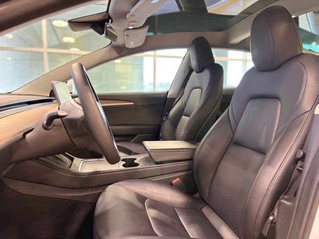 Used 2023 Tesla Model 3 Standard Range image 19