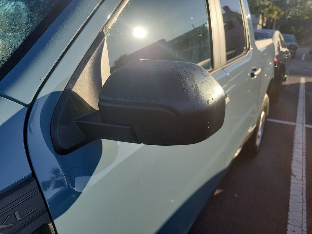 Used 2022 Ford Maverick XL FWD image 5