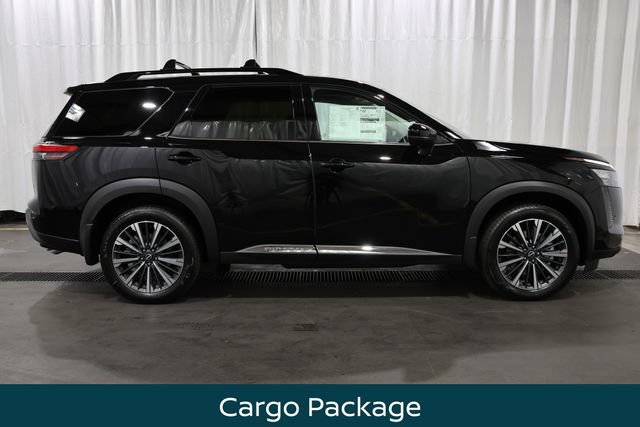 New 2026 Nissan Pathfinder Platinum w/ Cargo Package AWD/4WD image 2
