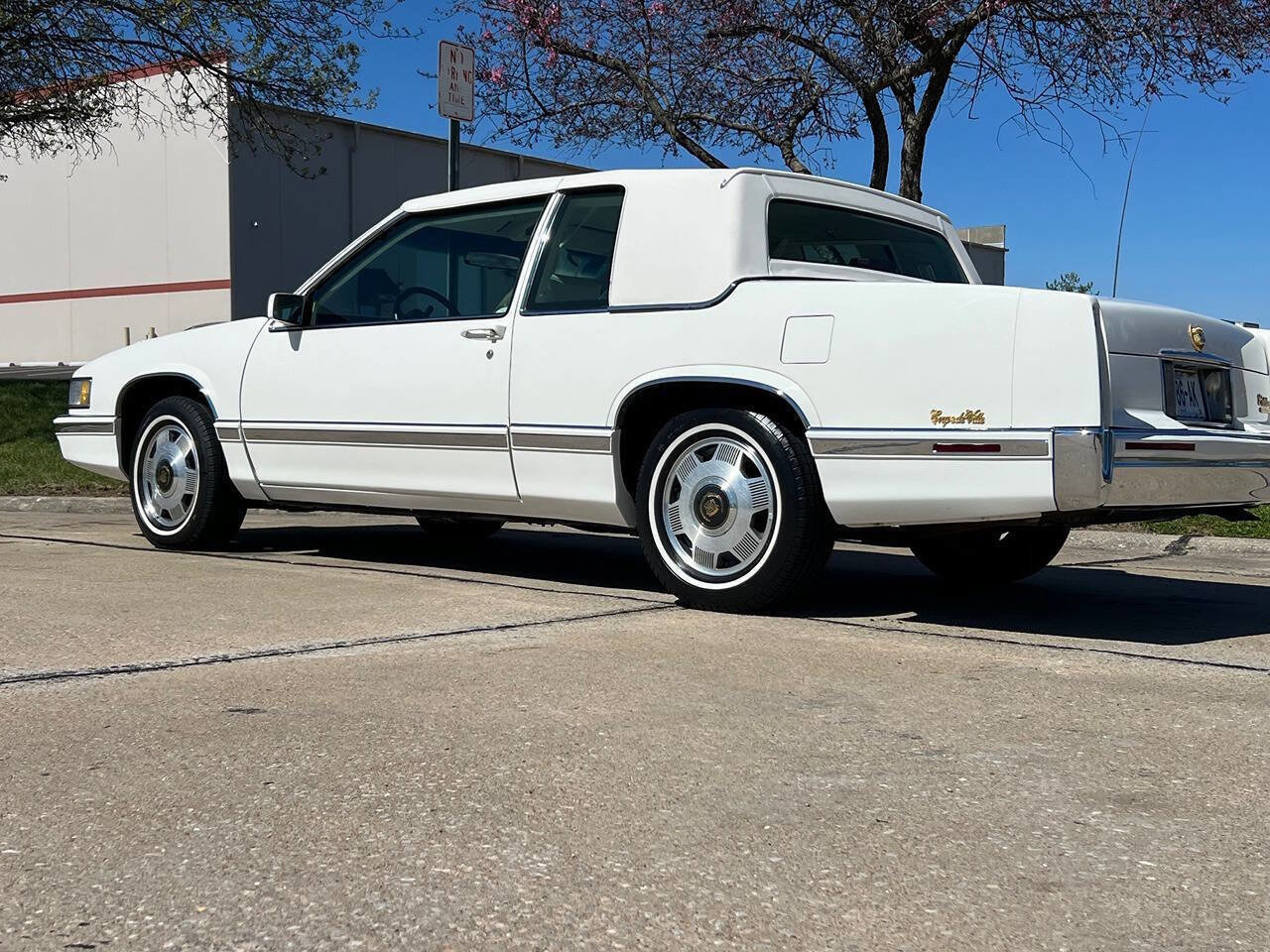 Used 1991 Cadillac De Ville Coupe FWD image 5