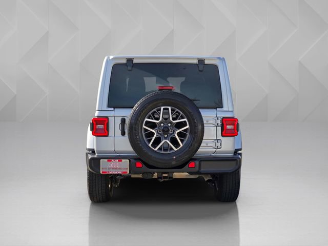 Used 2024 Jeep Wrangler Sahara image 5