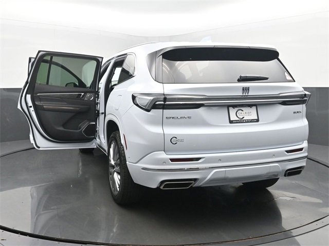 New 2026 Buick Enclave Avenir w/ Super Cruise Package image 58