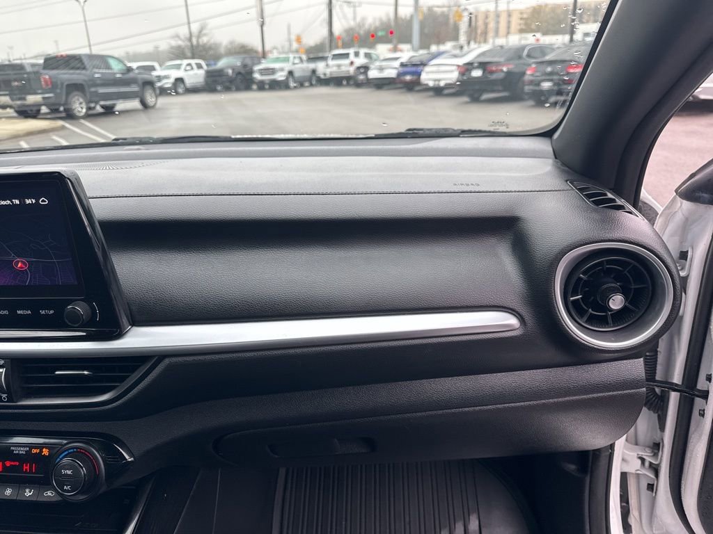 Used 2023 Kia Forte GT-Line w/ GT-Line Premium Package image 19