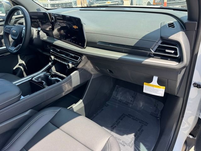 New 2026 Chevrolet Traverse LT w/ LPO, Floor Liner Package FWD image 5