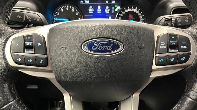 Used 2021 Ford Explorer XLT w/ XLT Sport Appearance Package image 15
