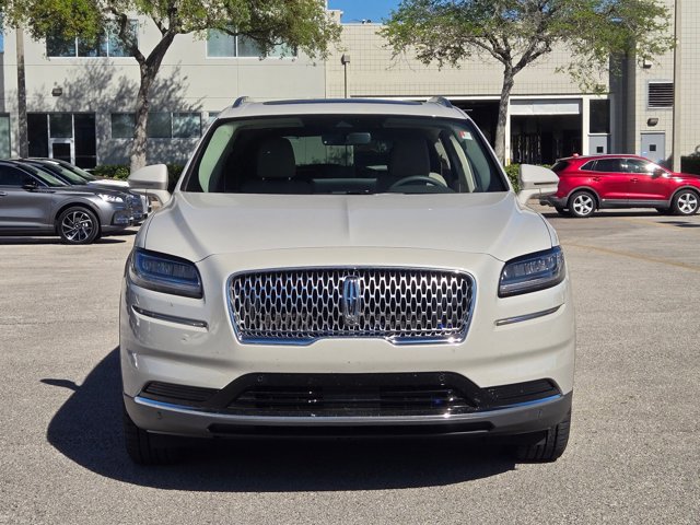 Used 2023 Lincoln Nautilus Reserve w/ Equipment Group 201A image 2