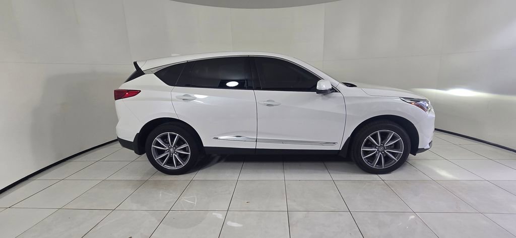 Used 2023 Acura RDX w/ Technology Package image 3