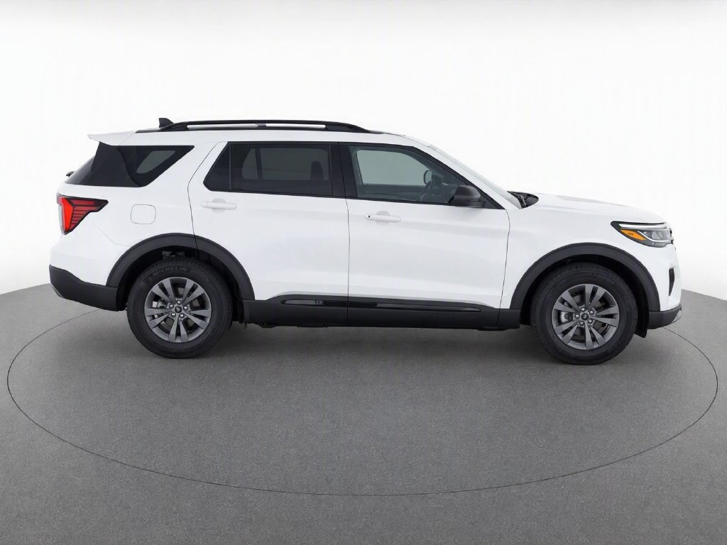 New 2026 Ford Explorer Active w/ Active Comfort Package AWD/4WD image 8