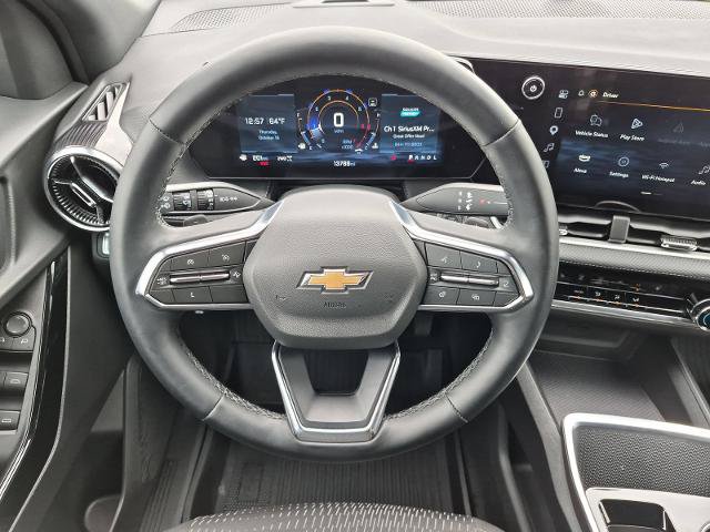 Used 2025 Chevrolet Equinox LT w/ Safety and Technology Package AWD/4WD image 22