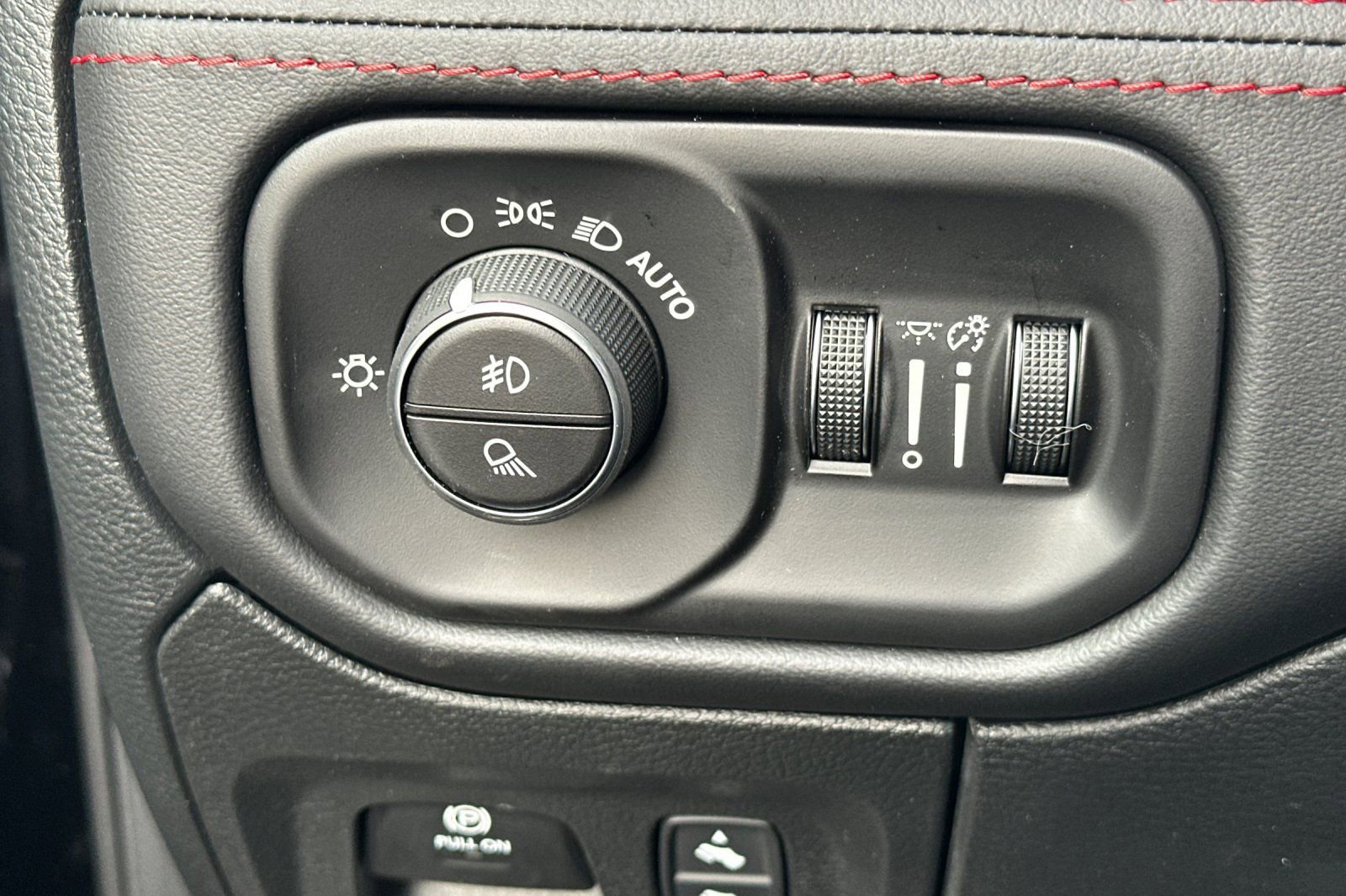 New 2026 RAM 1500 RHO w/ RHO Level 1 Equipment Group image 32