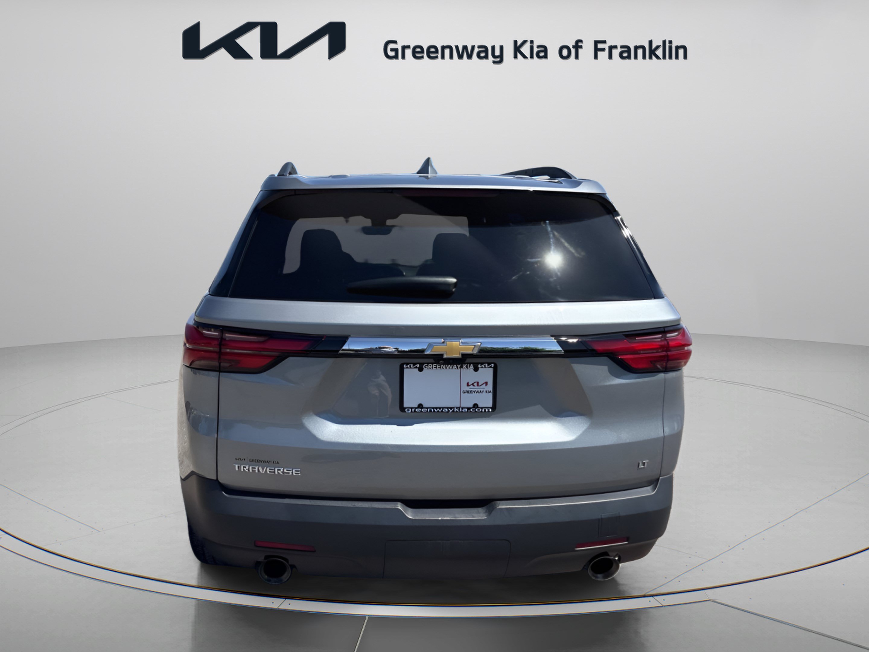 Used 2023 Chevrolet Traverse LT FWD image 6