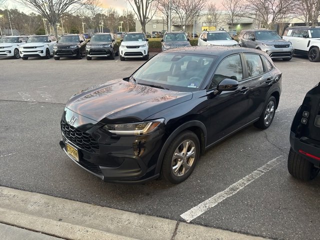 Used 2023 Honda HR-V LX image 8