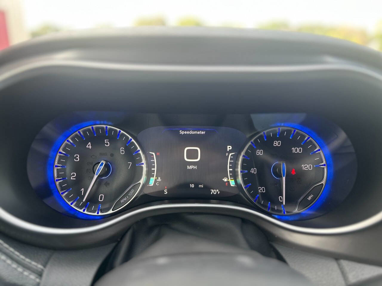 New 2026 Chrysler Pacifica Select image 11