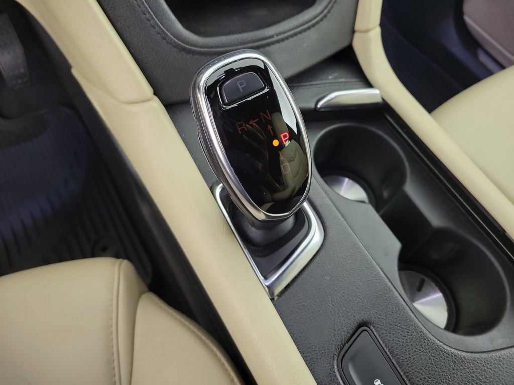 Used 2018 Cadillac XT5 FWD image 27